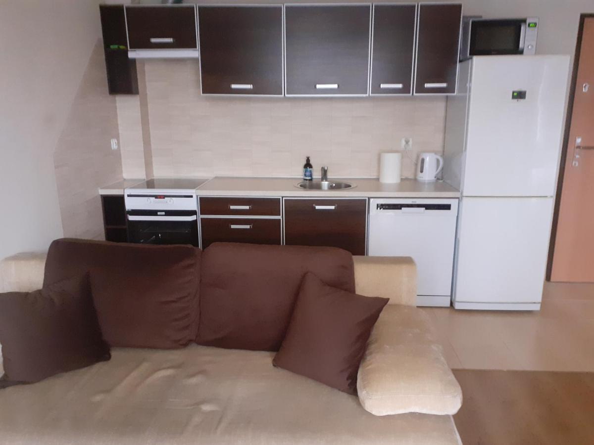 Sloneczny Apartament Z Malym Ogrodkiem Wejherowo Exterior photo
